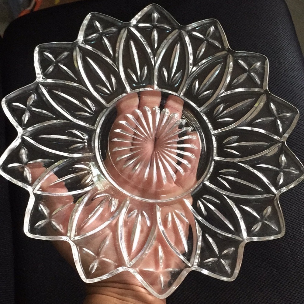 Federal Glass Company Starburst 14 Point Platter - Picture 9 of 9